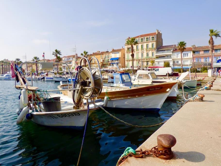 Bandol Roc Beach Vue Mer Grand T3 Face A La Plage Avec Parking Exteriör bild